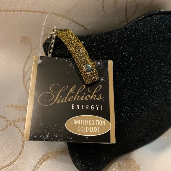 Fold Up Black and Gold Lurex Slipperss - Picture 4 of 13